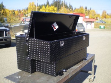 840SB - 100 Gal Box Tank Combo, notched for short box pickup, powder coated